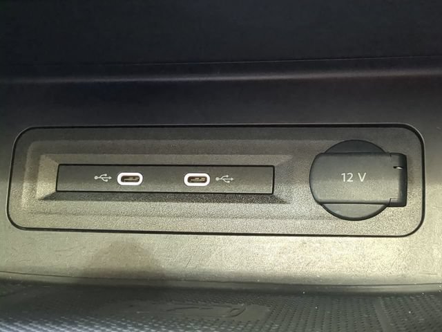 Used 2022 Volkswagen Atlas SEL AWD/4WD image 28
