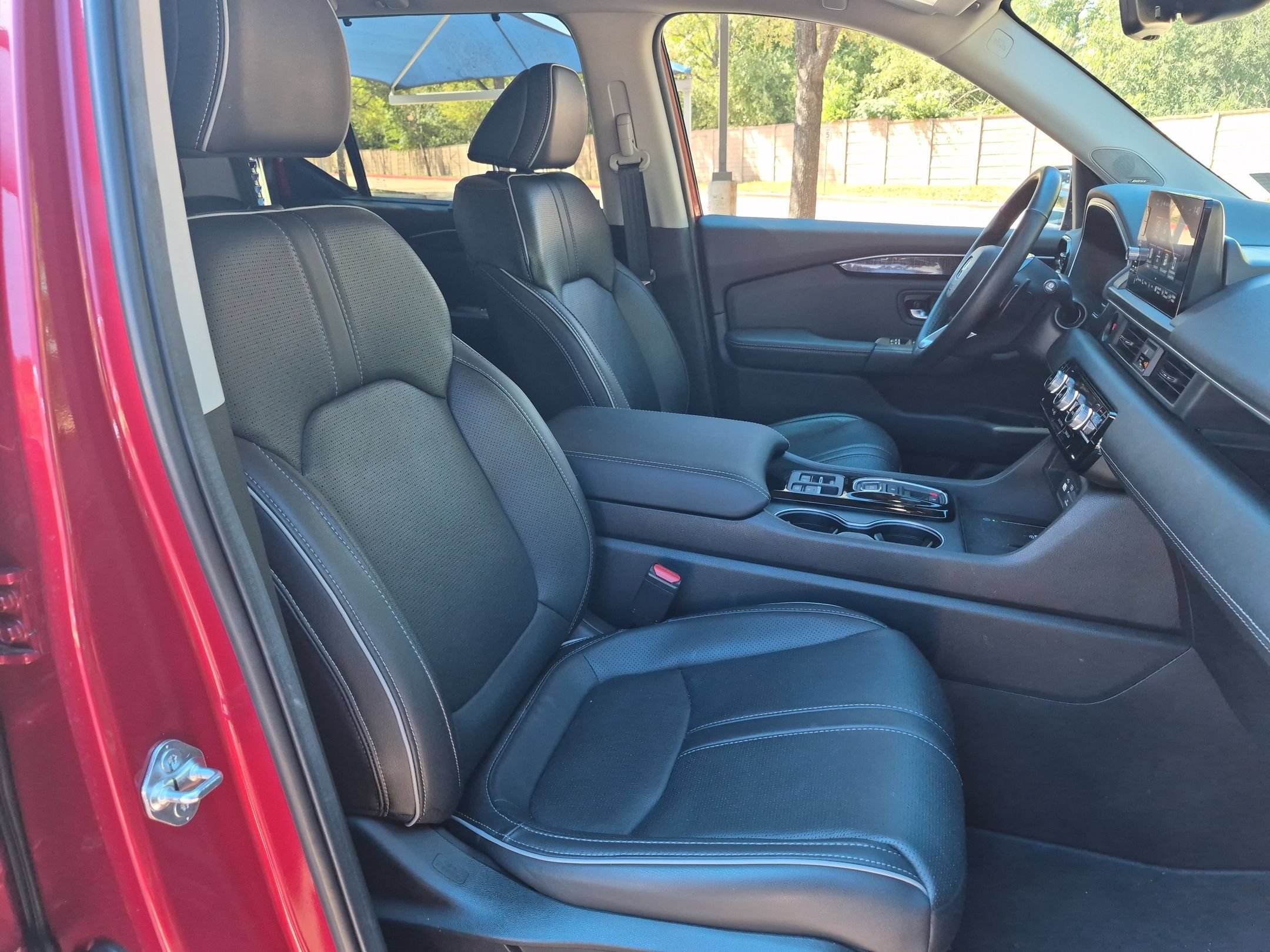 Certified 2025 Honda Pilot Elite image 27