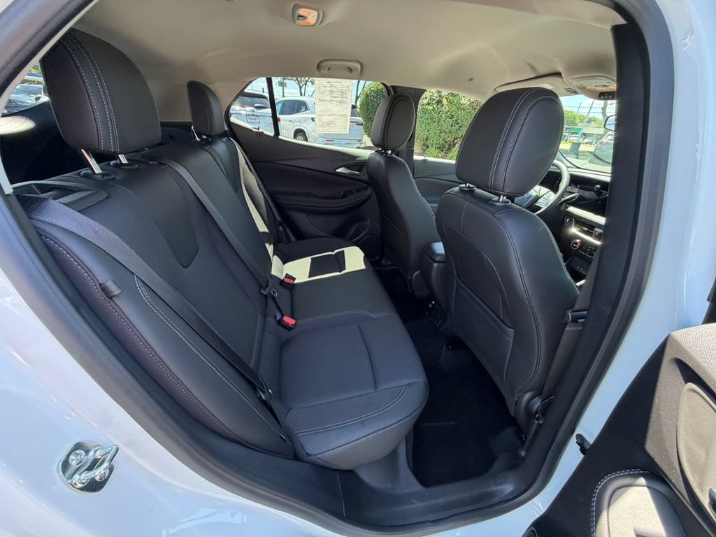 Certified 2026 Buick Encore GX Preferred AWD/4WD image 12