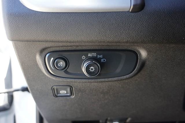Used 2024 GMC Terrain SLE image 14