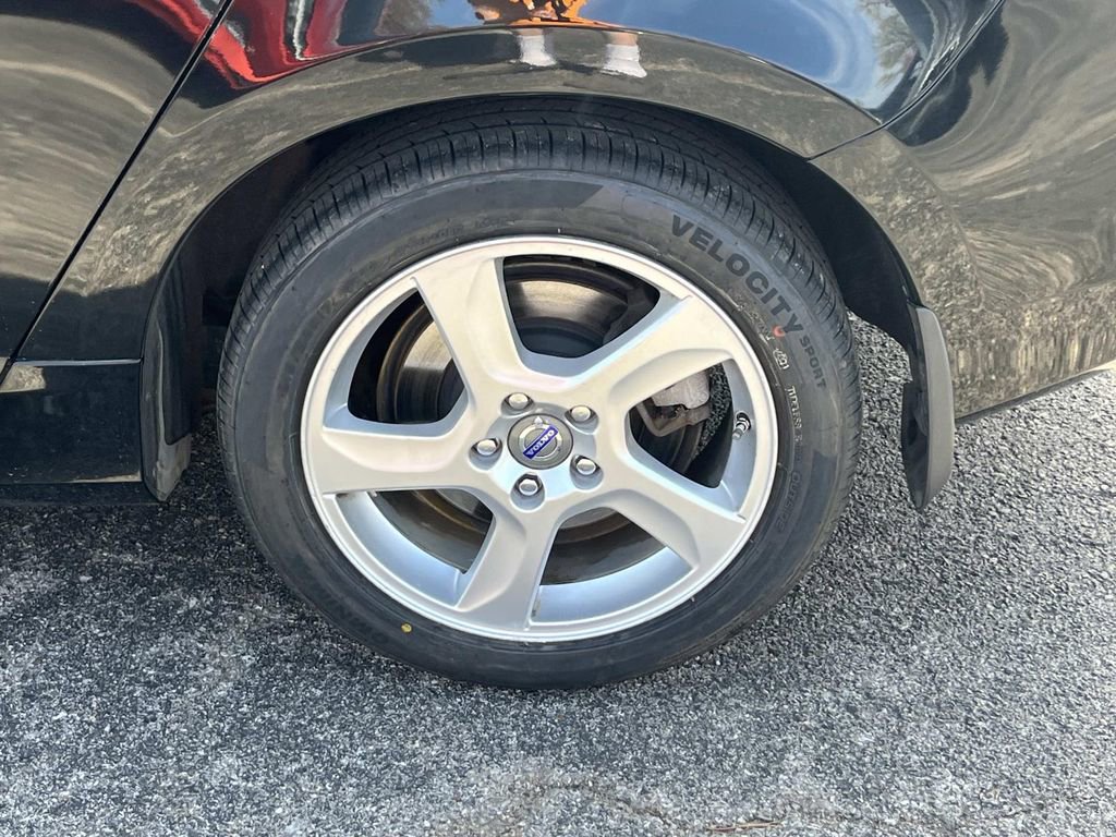 Used 2012 Volvo S60 T5 w/ Climate Pkg image 11