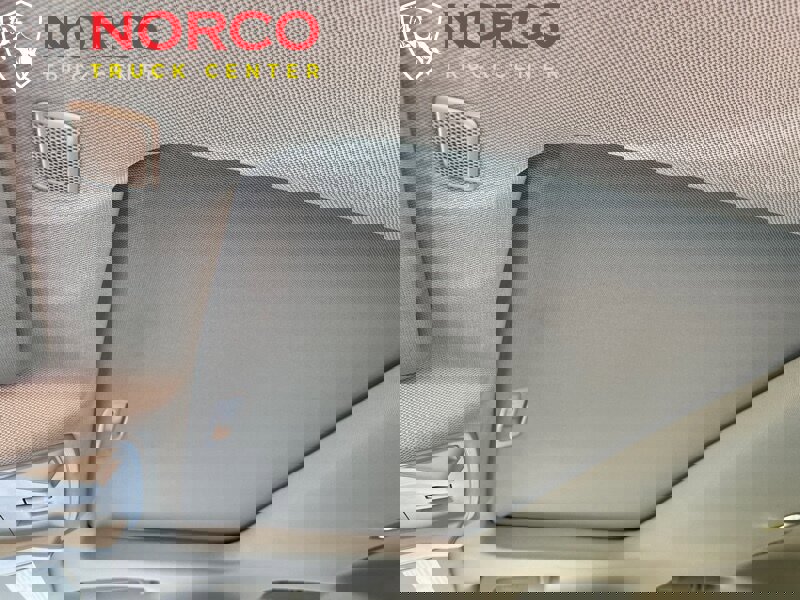 Used 2019 Cadillac Escalade ESV Luxury image 48