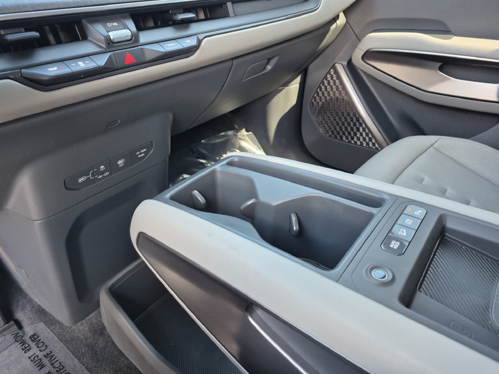 Certified 2024 Kia EV9 Wind AWD/4WD image 10