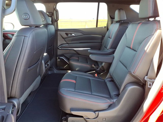 New 2026 Chevrolet Traverse RS image 25