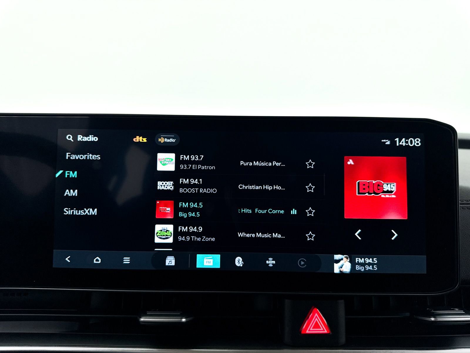 Used 2026 Kia Carnival FWD image 5