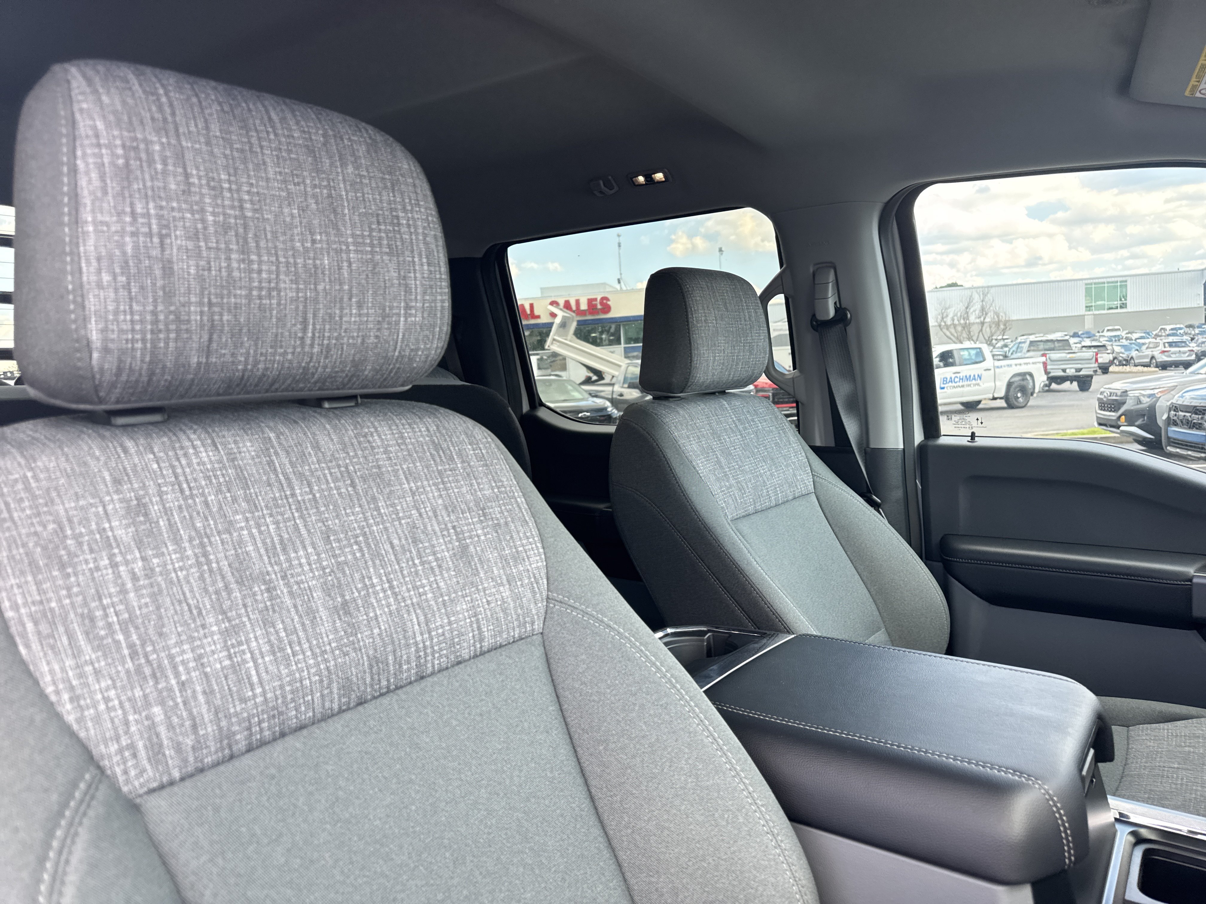 Used 2025 Ford F450 XLT w/ XLT Value Package AWD/4WD image 18