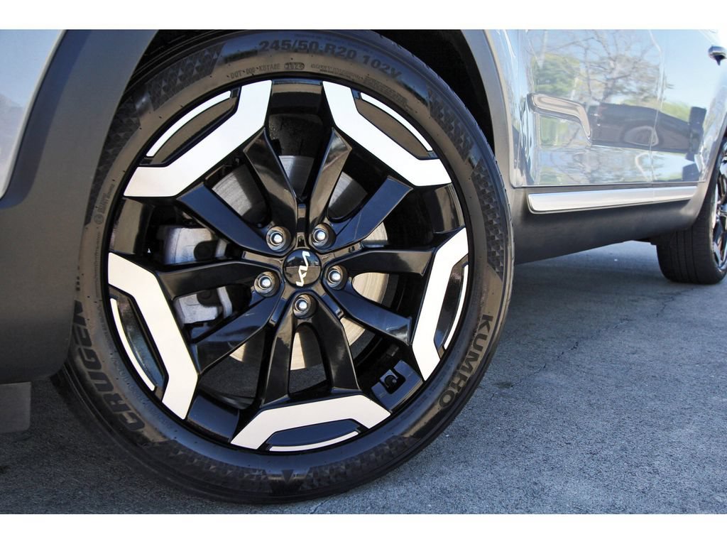 Used 2025 Kia Telluride S FWD image 29
