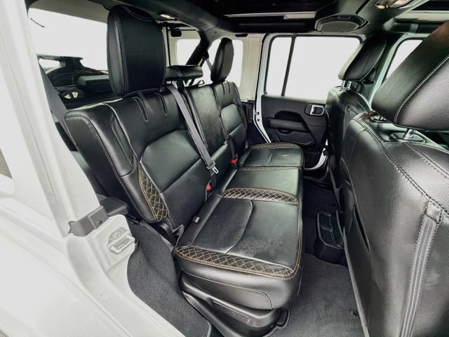 Used 2022 Jeep Wrangler Unlimited Sahara AWD/4WD image 30