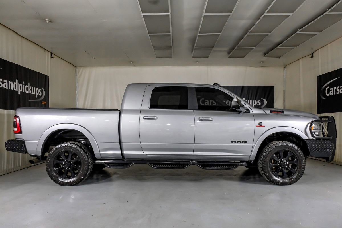 Used 2022 RAM 2500 Laramie w/ Night Edition AWD/4WD image 5