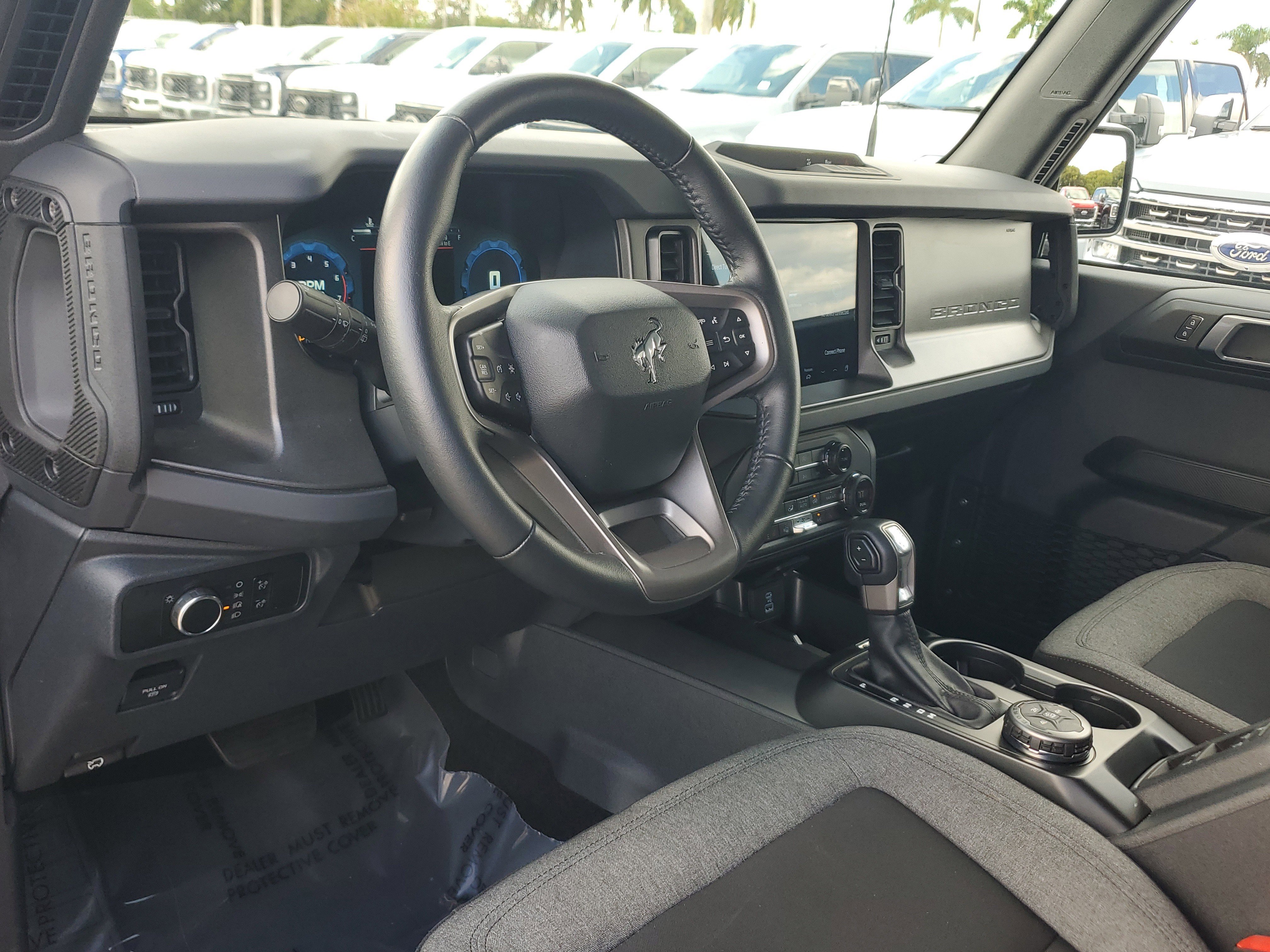 Used 2025 Ford Bronco Big Bend image 9