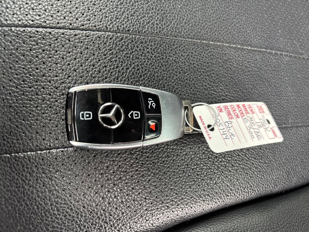 Used 2018 Mercedes-Benz E 300 E 300 image 30
