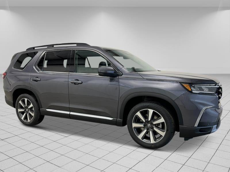 New 2025 Honda Pilot Touring image 9