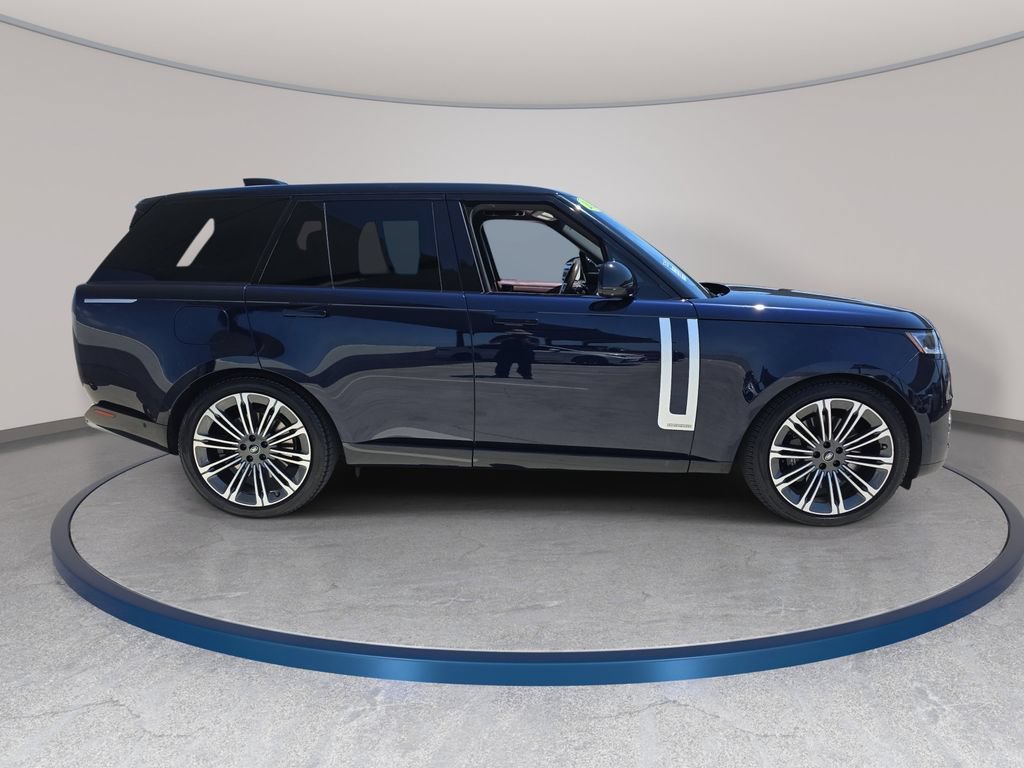 Certified 2023 Land Rover Range Rover Autobiography AWD/4WD image 4