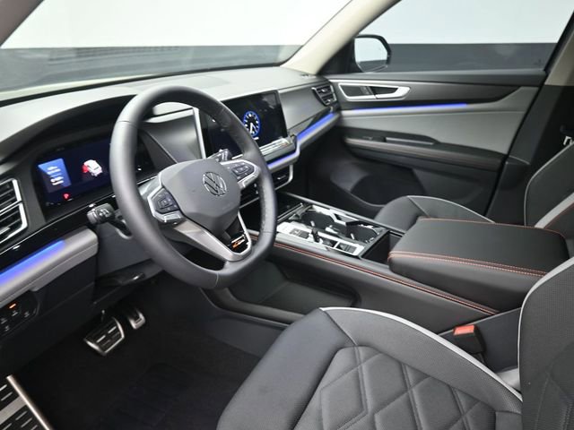 New 2026 Volkswagen Atlas Peak Edition image 18