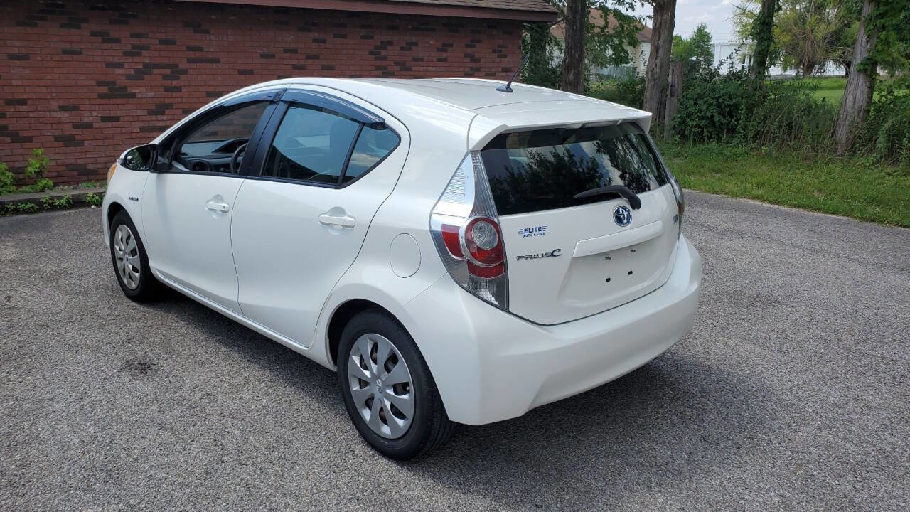 Used 2012 Toyota Prius C One image 8