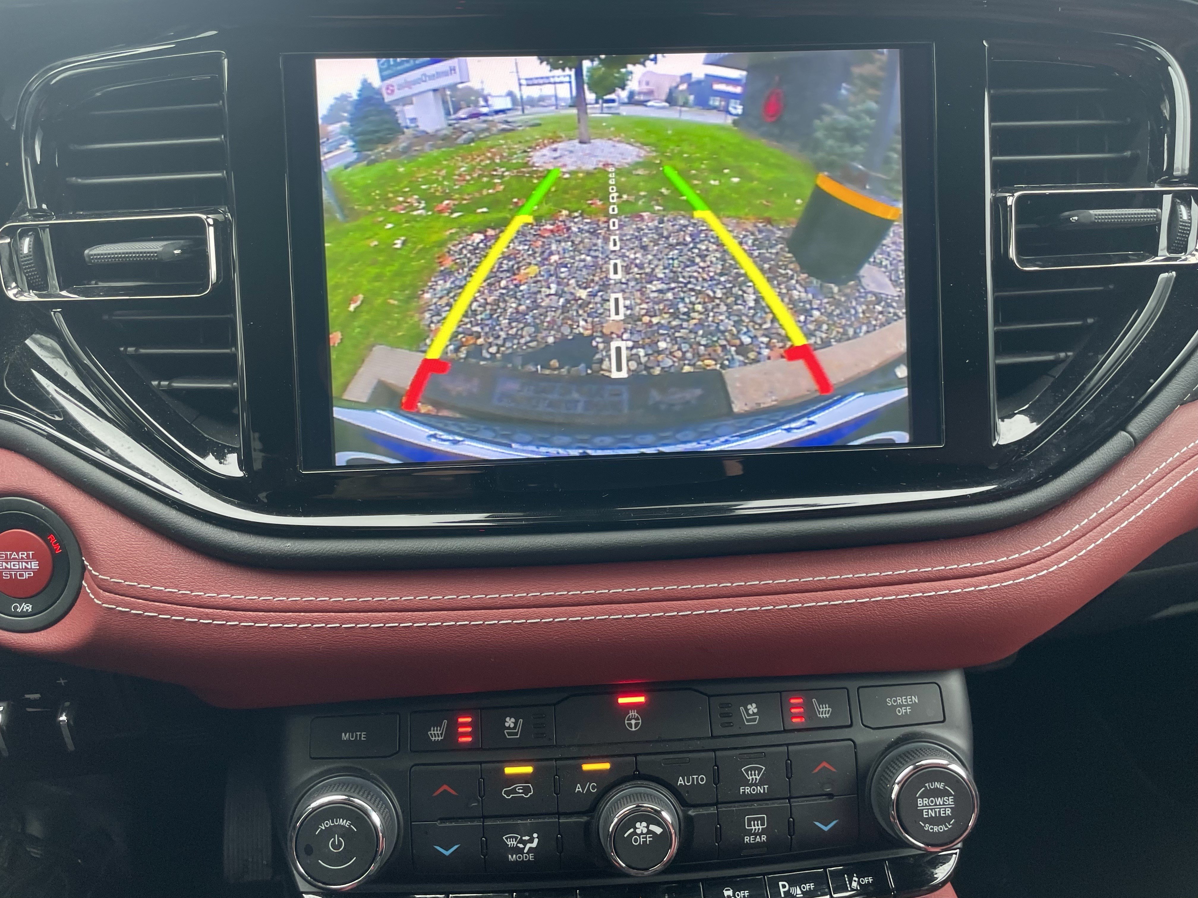 Used 2024 Dodge Durango SRT AWD/4WD image 28