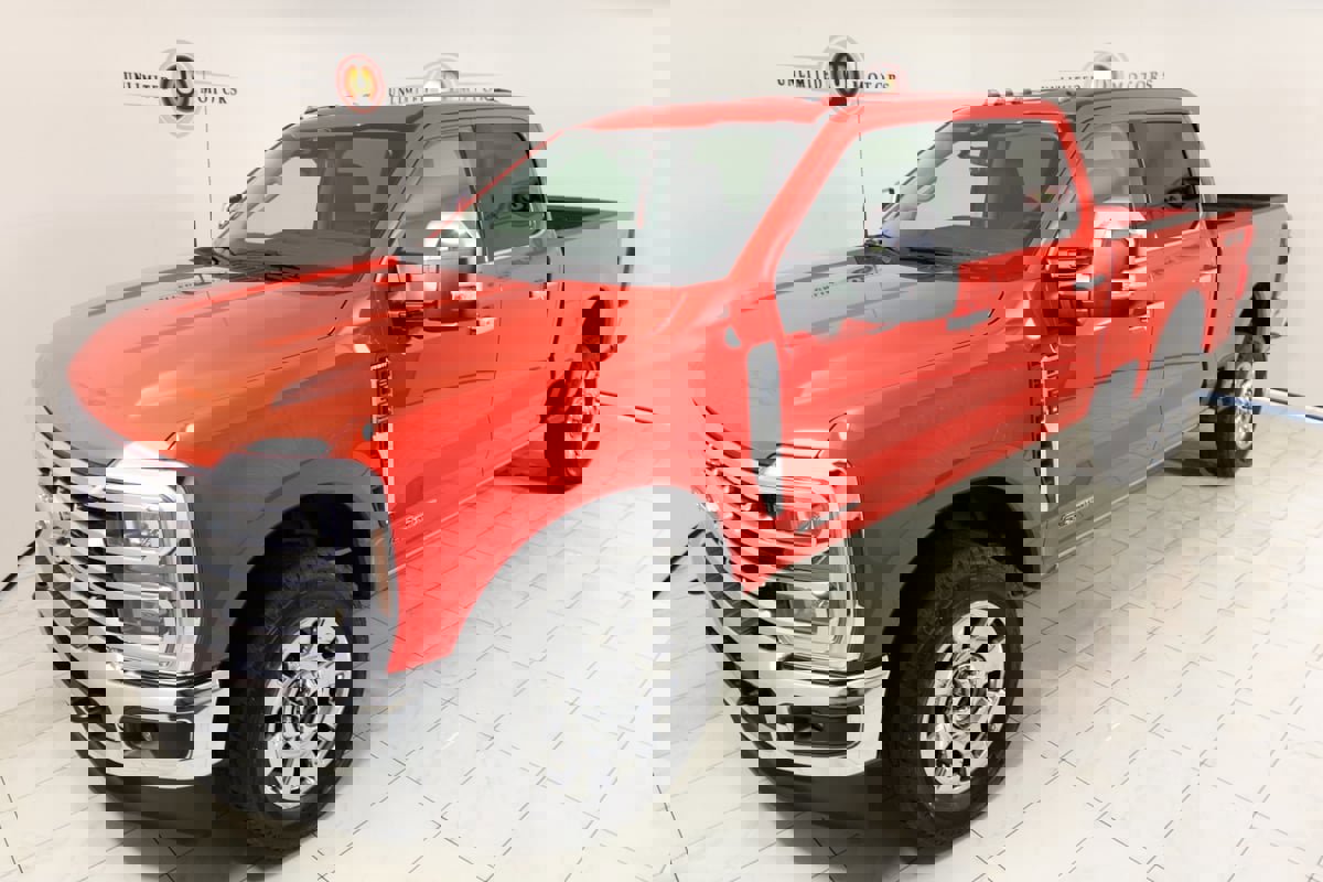 Used 2025 Ford F350 Lariat w/ Chrome Package image 35