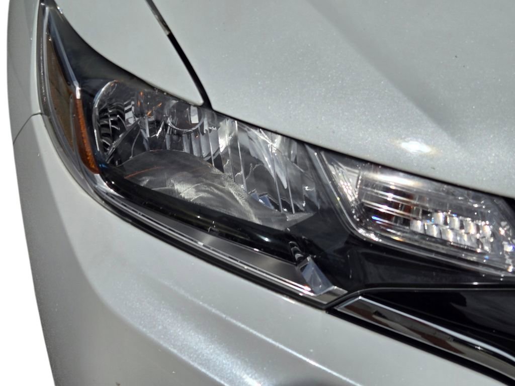 Used 2019 Honda Fit LX image 4