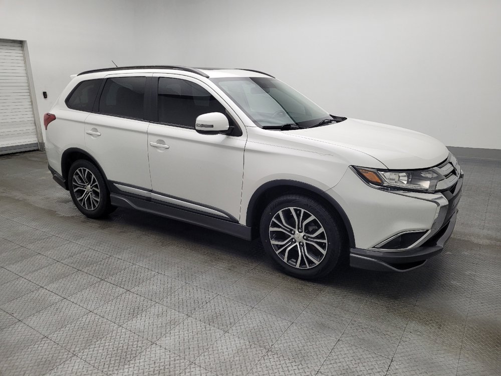 Used 2016 Mitsubishi Outlander SEL image 11
