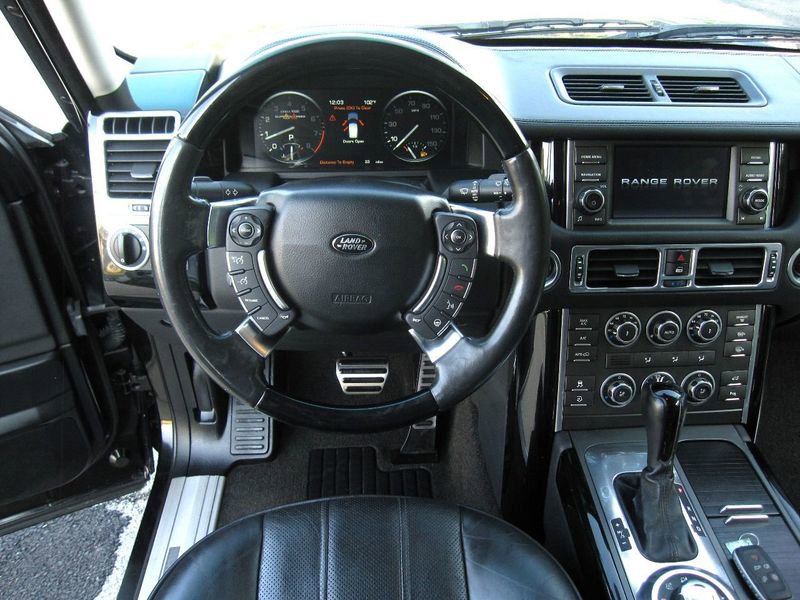 Used 2012 Land Rover Range Rover Supercharged w/ Silver Pack image 14