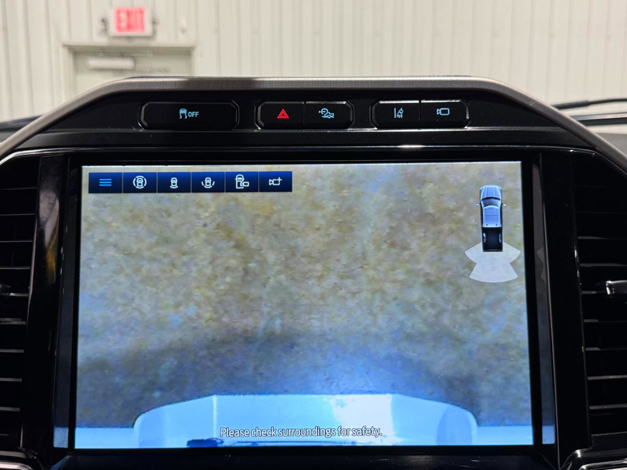 Used 2022 Ford F250 Platinum w/ Tremor Off-Road Package AWD/4WD image 53