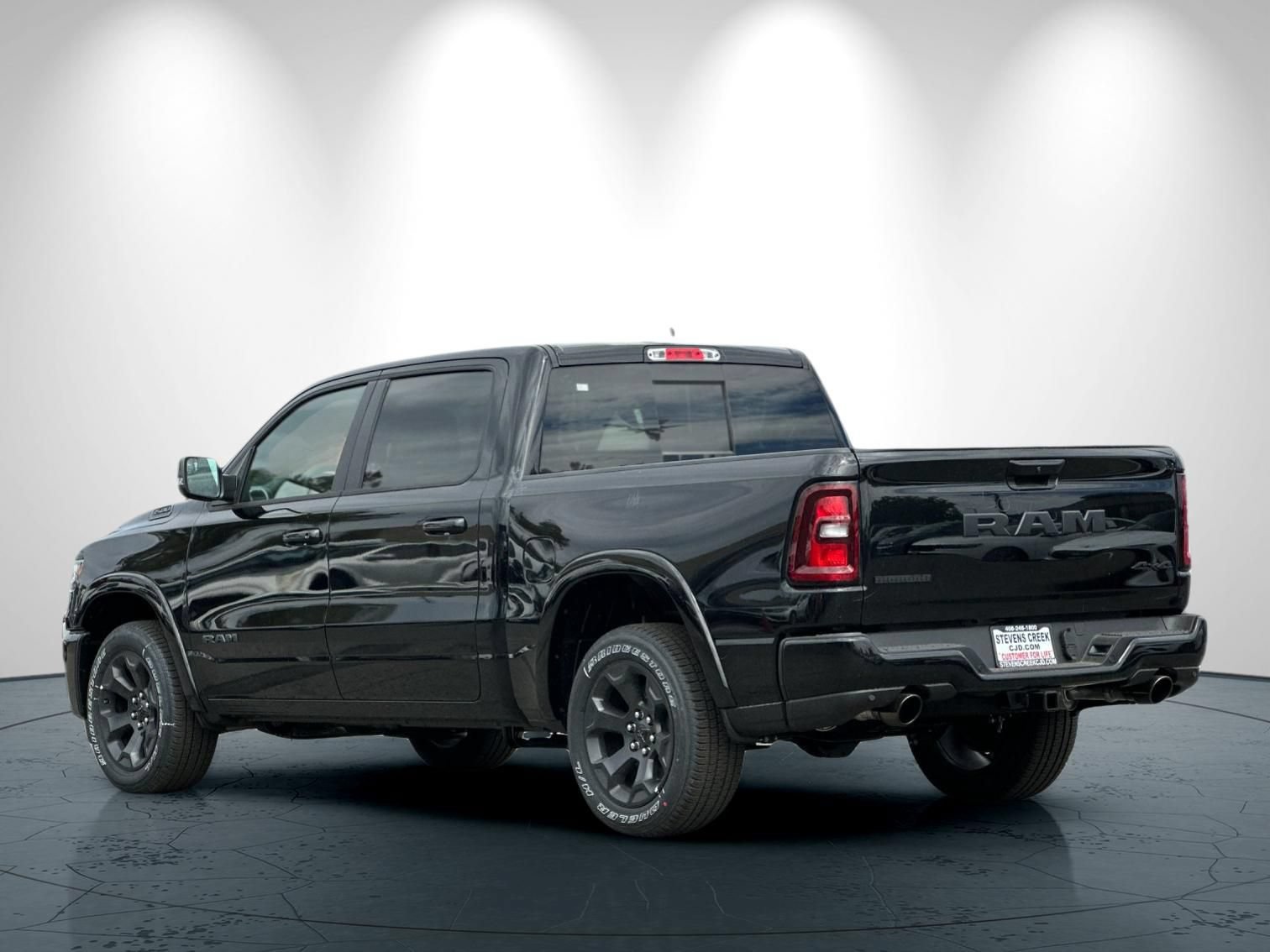 New 2026 RAM 1500 Big Horn w/ Night Edition AWD/4WD image 6