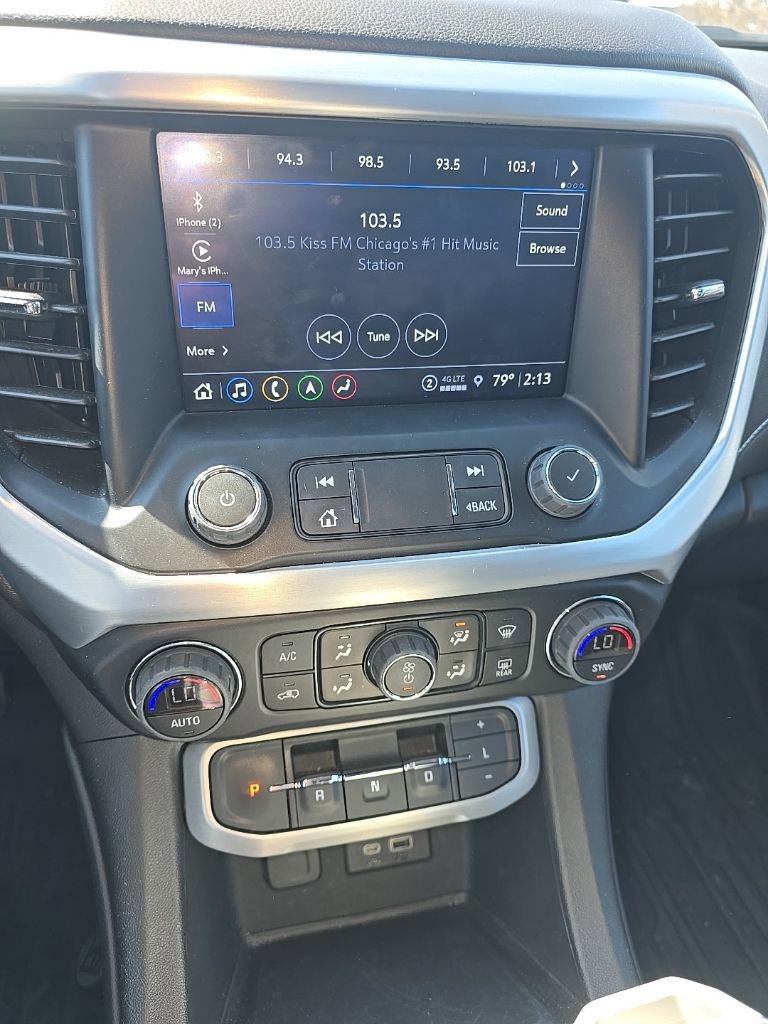 Used 2023 GMC Acadia SLT w/ Technology Package image 7