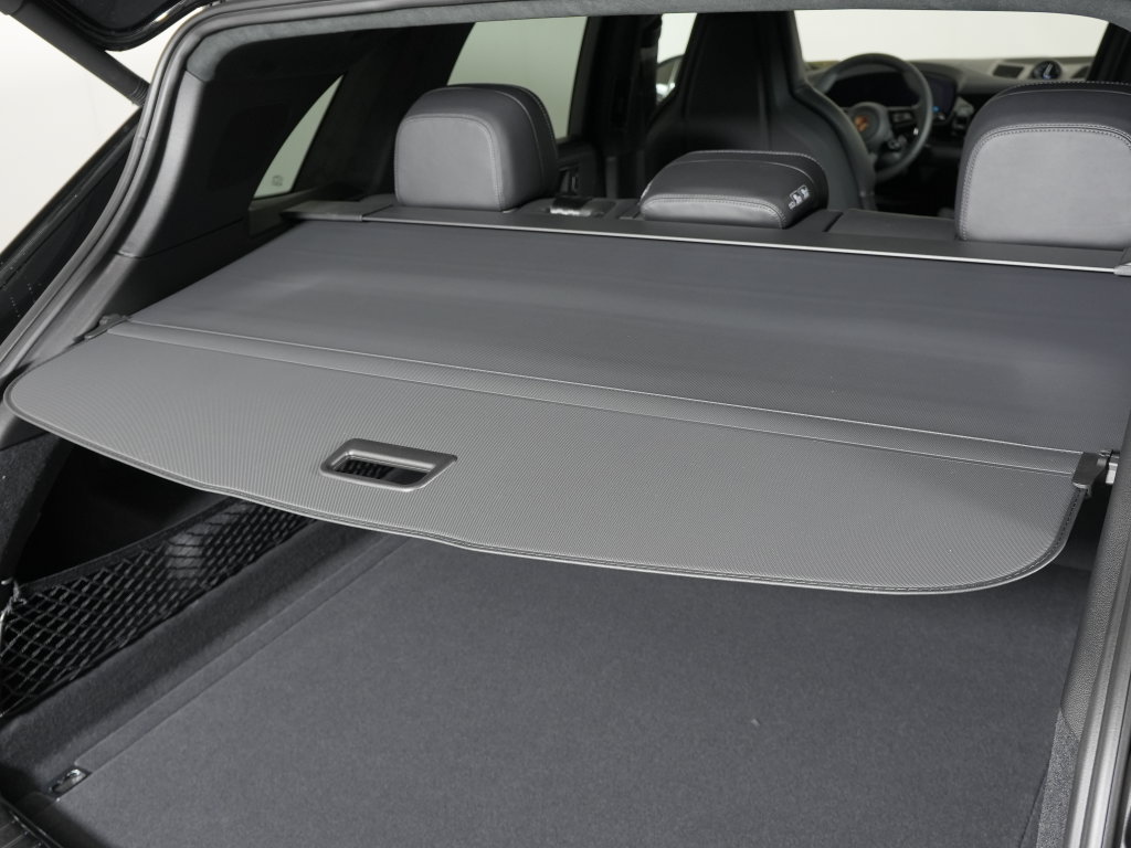 New 2026 Porsche Cayenne GTS AWD/4WD image 42