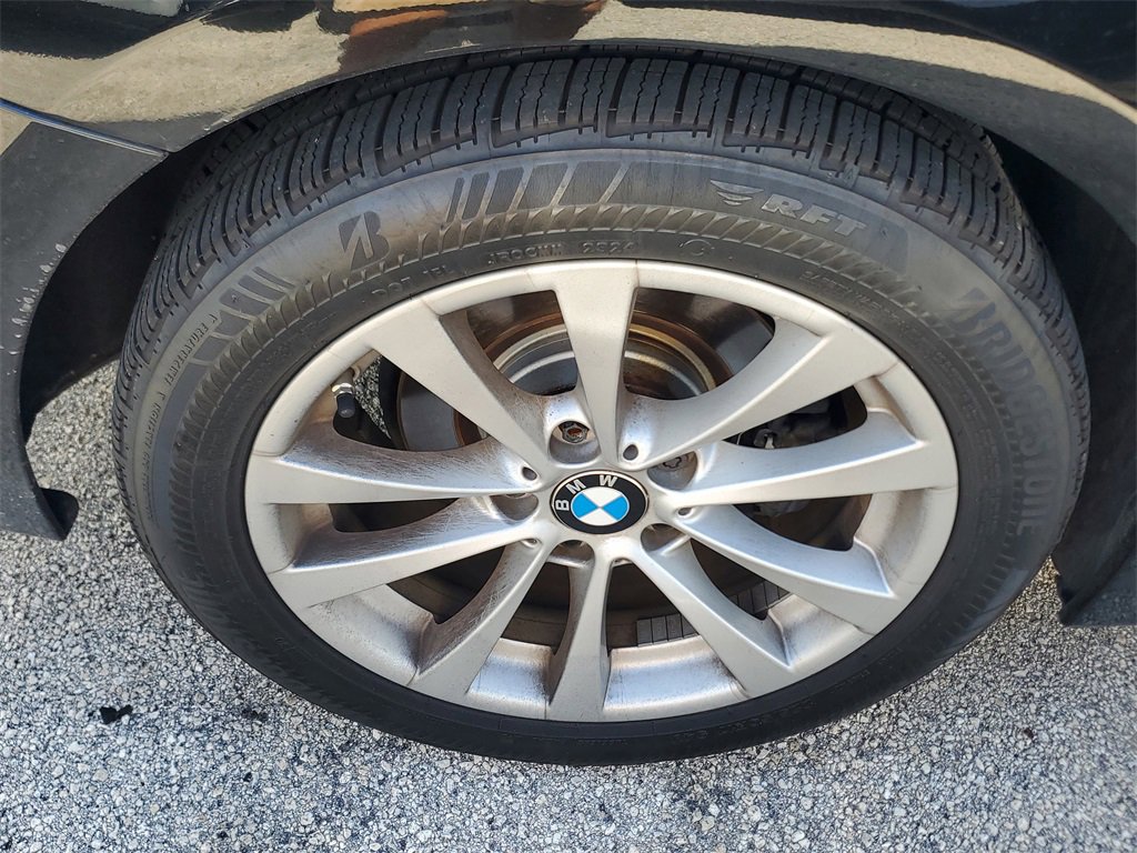 Used 2018 BMW 320i Sedan image 10