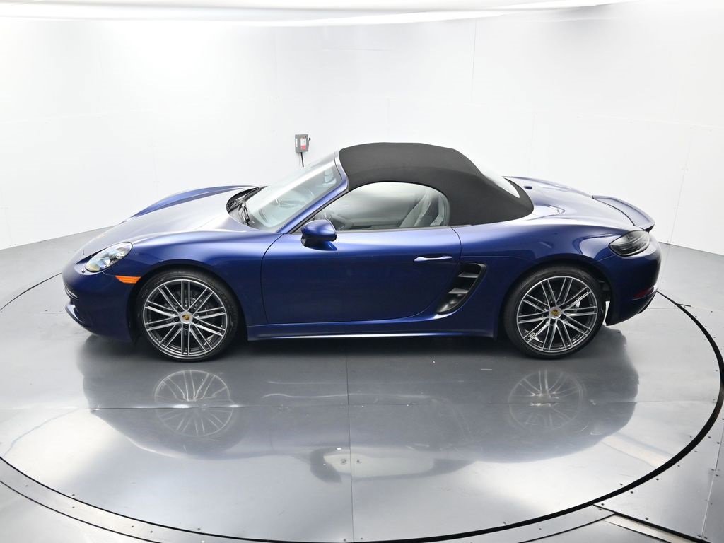 Used 2025 Porsche 718 Boxster image 29