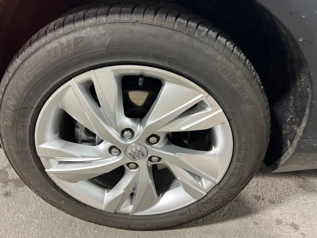 Used 2025 Buick Encore GX Preferred FWD image 30