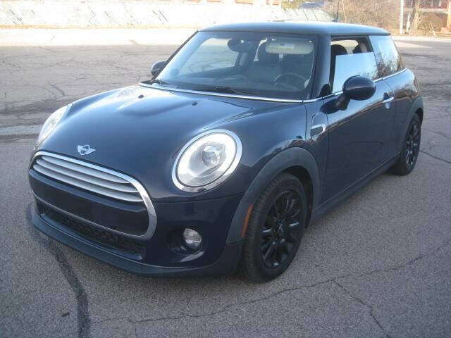 Used 2015 MINI Cooper 2-Door Hardtop FWD image 1