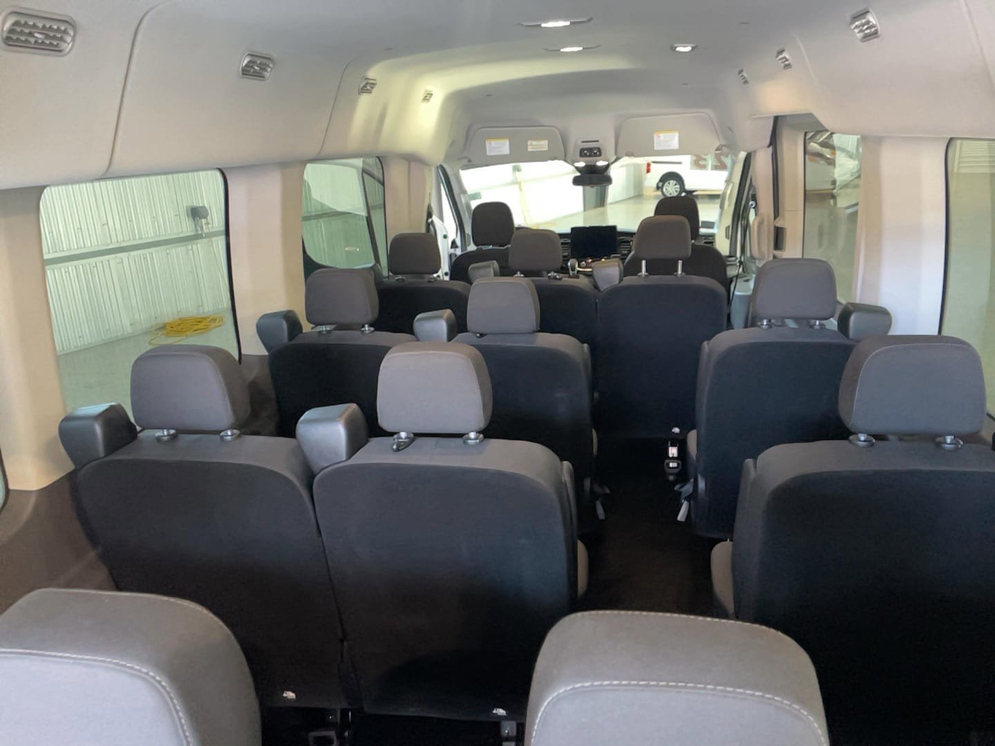 Used 2023 Ford Transit 350 XLT image 23