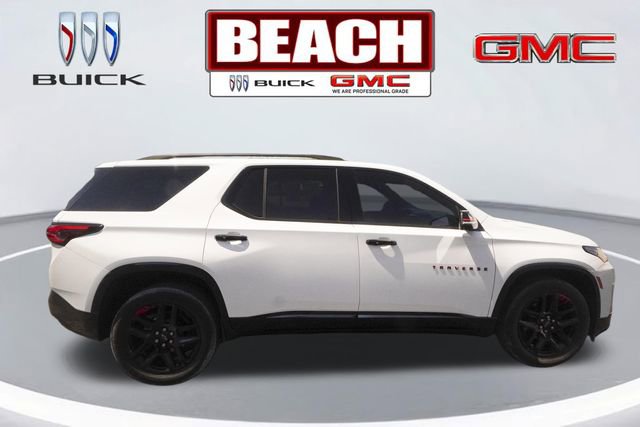 Used 2023 Chevrolet Traverse Premier w/ Redline Edition FWD image 2