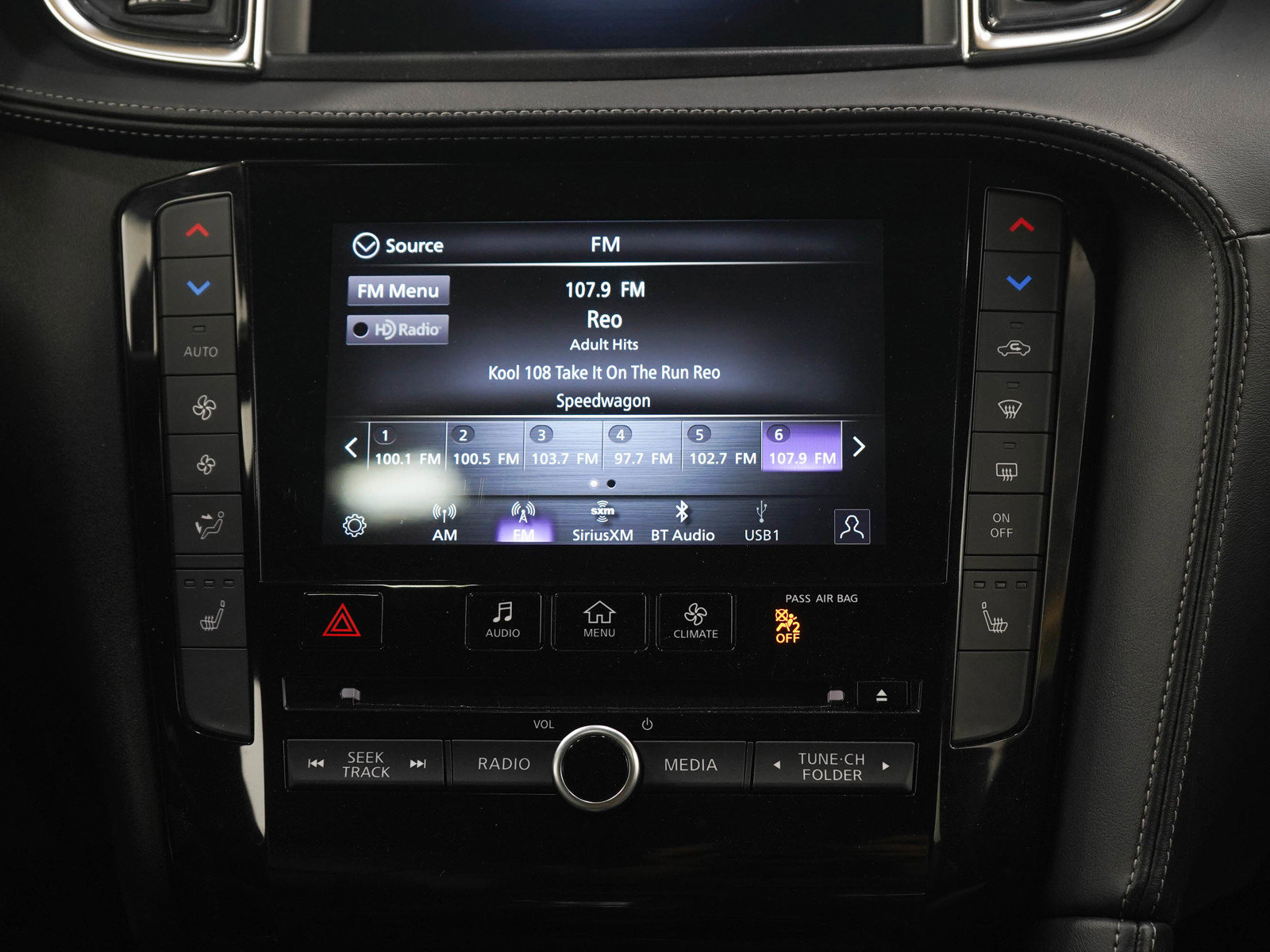 Used 2024 INFINITI QX55 Luxe image 15