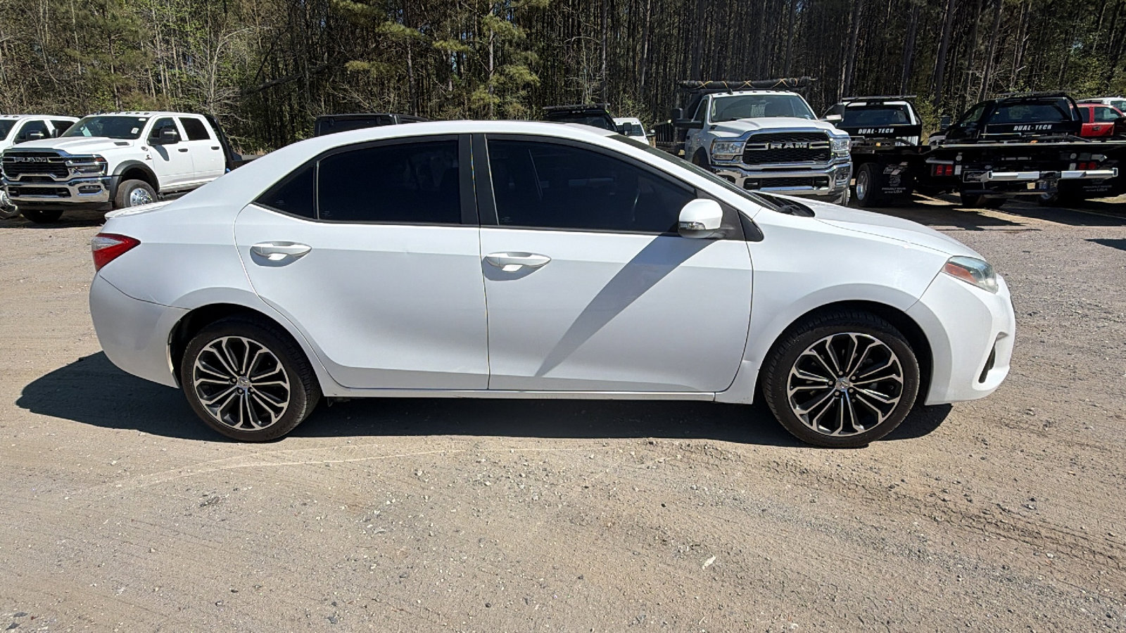 Used 2015 Toyota Corolla S image 7