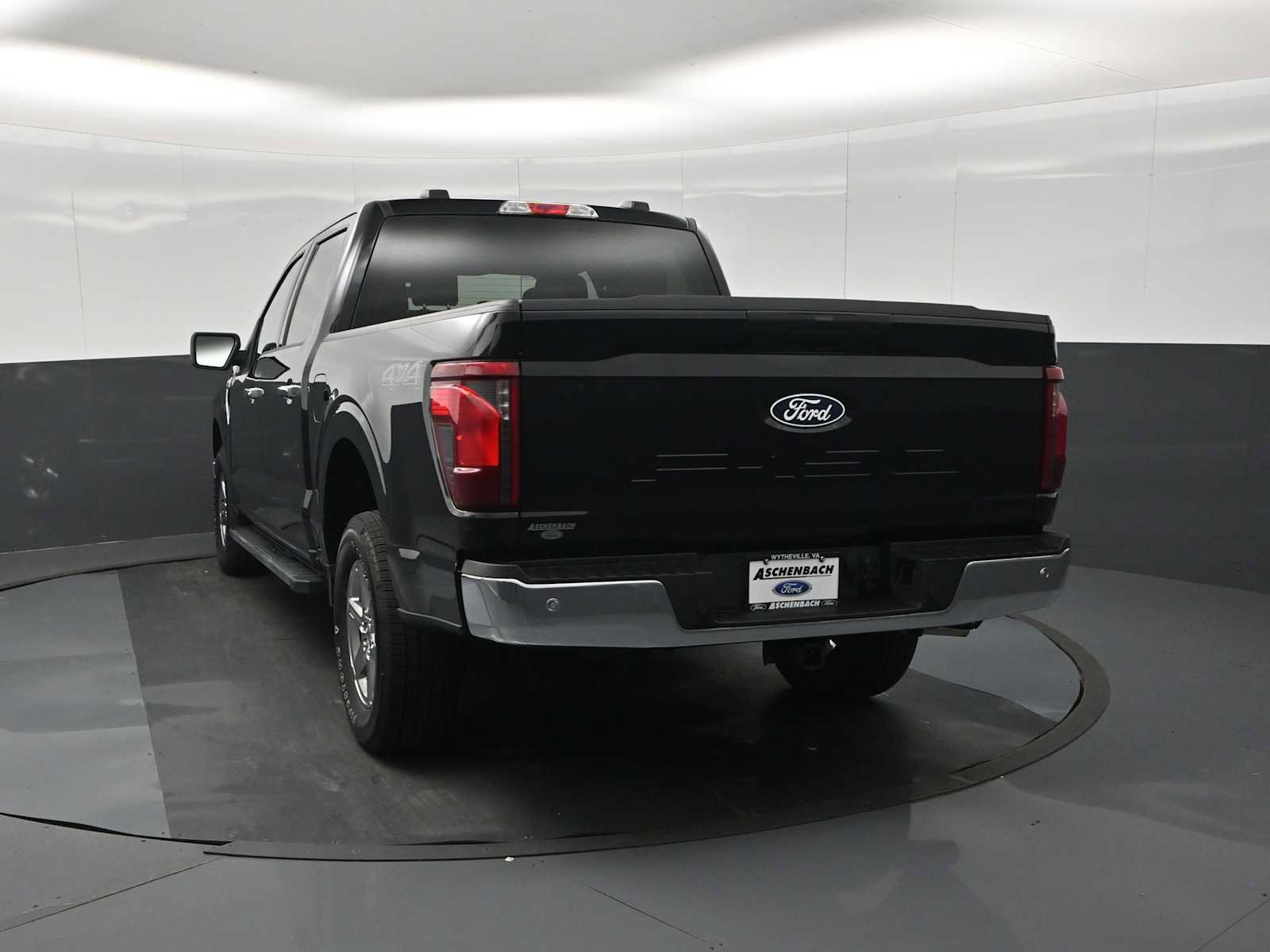 Used 2025 Ford F150 XLT w/ Equipment Group 301A Standard AWD/4WD image 7