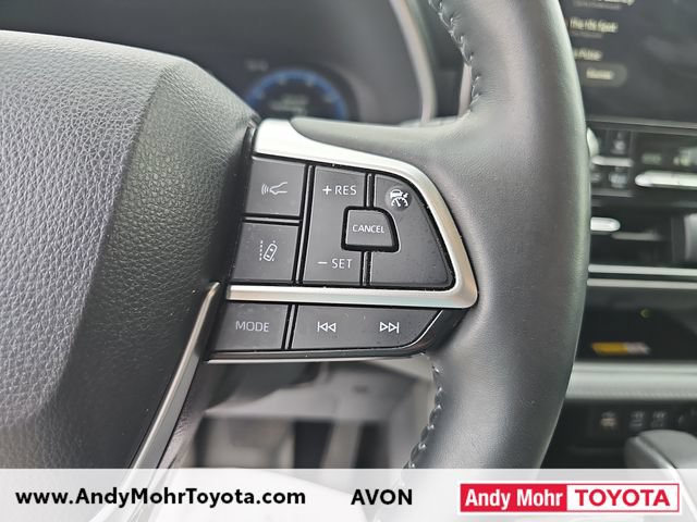 Used 2023 Toyota Highlander Limited AWD/4WD image 18
