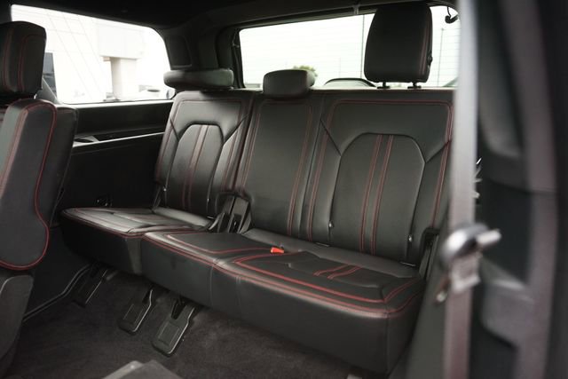 Used 2021 Ford Expedition Limited RWD image 15