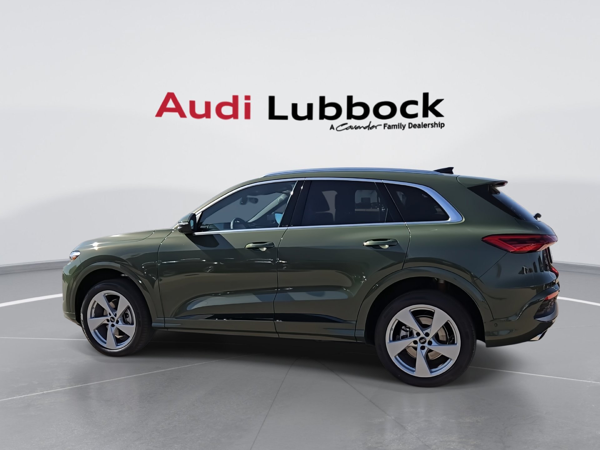 Used 2026 Audi Q5 Premium Plus w/ Premium Plus AWD/4WD image 6