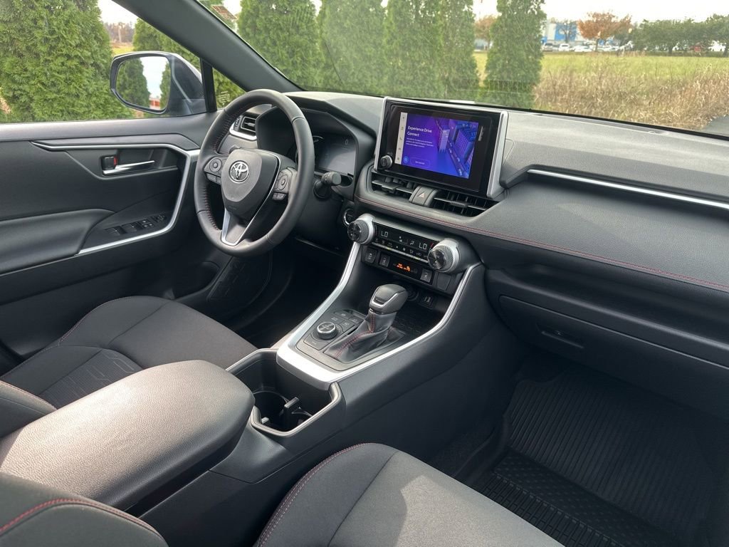 Certified 2025 Toyota RAV4 SE image 39
