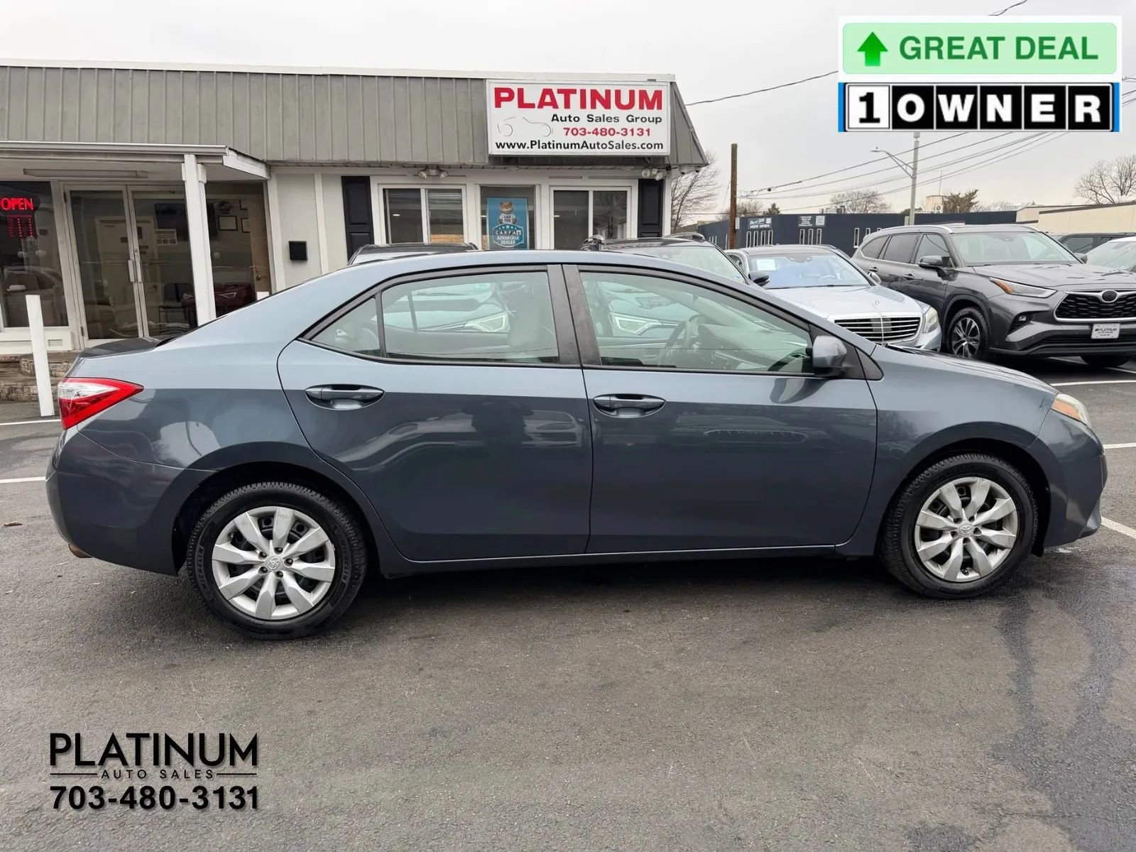 Used 2015 Toyota Corolla LE image 2