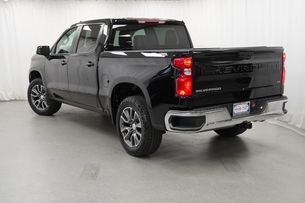 Used 2024 Chevrolet Silverado 1500 LT AWD/4WD image 5