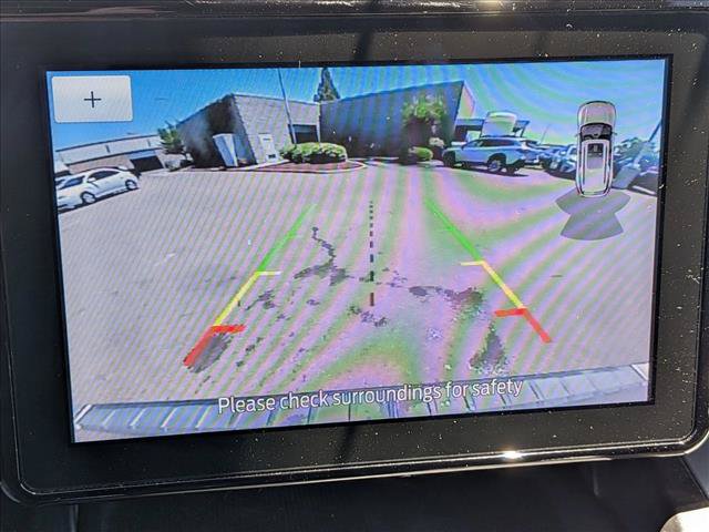 Used 2020 Ford Explorer XLT w/ Equipment Group 202A AWD/4WD image 13