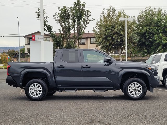 Certified 2024 Toyota Tacoma SR w/ SR Upgrade Package AWD/4WD image 5