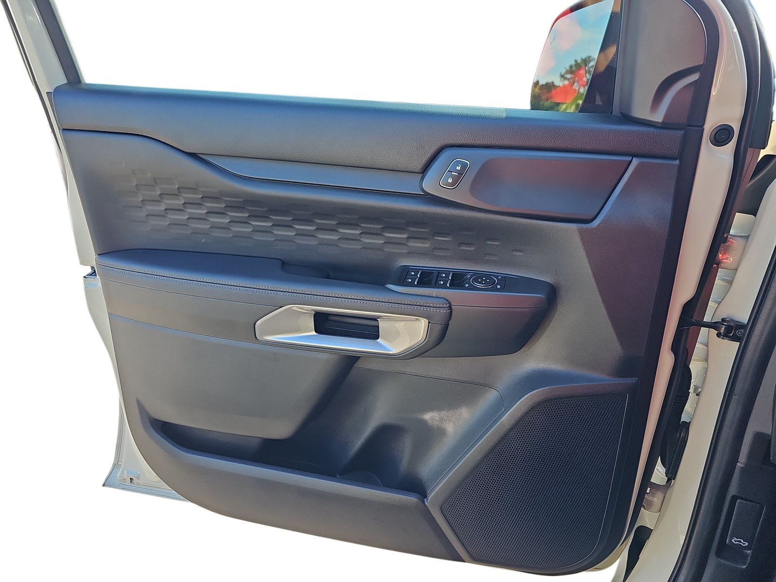 Used 2025 Ford Ranger XLT w/ Equipment Group 301A High RWD image 23