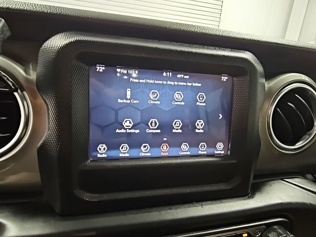 Used 2021 Jeep Wrangler Unlimited Sahara image 16