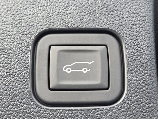 New 2026 Chevrolet Equinox EV LT image 6