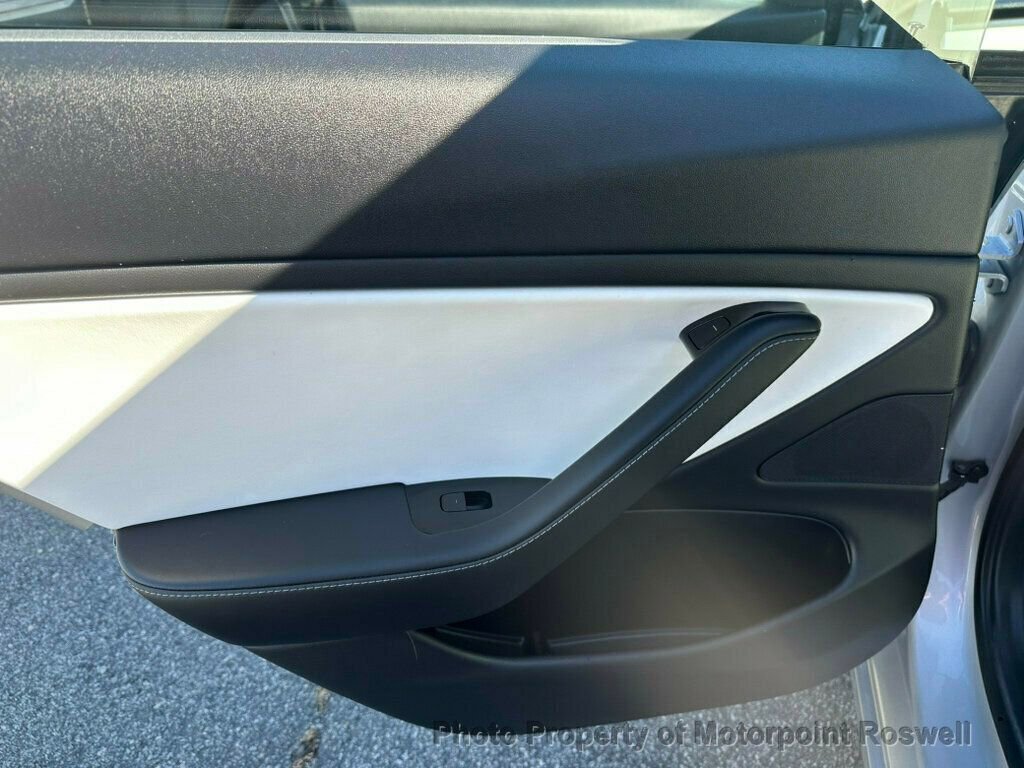 Used 2018 Tesla Model 3 Long Range image 21