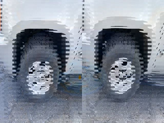 Used 2009 Chevrolet Tahoe LT w/ Luxury Package AWD/4WD image 18